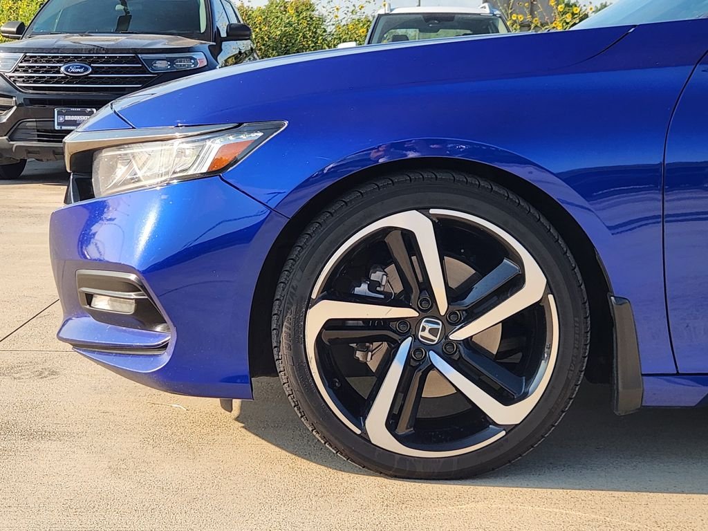 Used 2019 Still Night Pearl Honda Sport 1.5T image 9