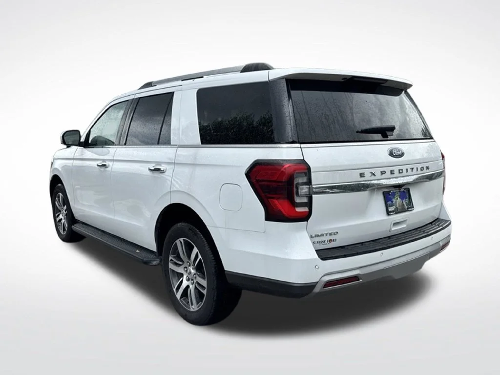 Certified Used 2024 Oxford White Ford Limited image 6