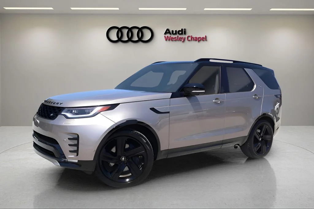Certified Used 2025 Brown Land Rover Dynamic SE image 1