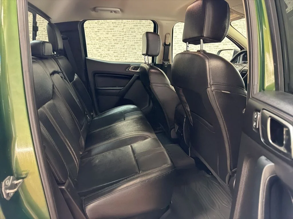 Used 2023 Green Ford Lariat image 11