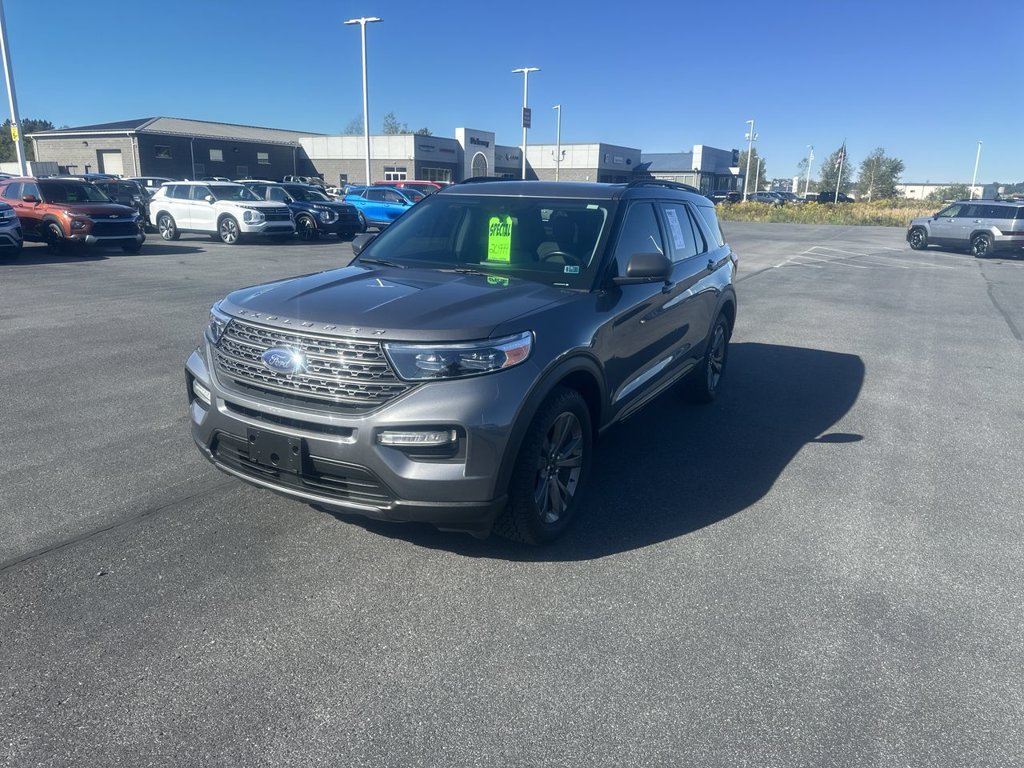 Used 2021 Gray Ford XLT image 4