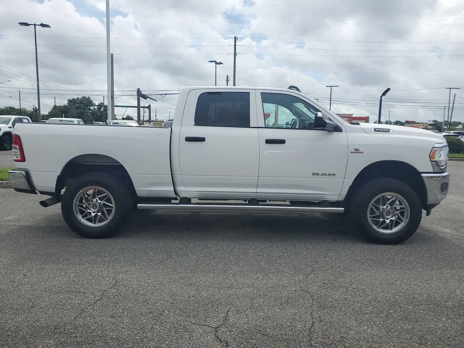 Used 2019  Ram Tradesman image 7