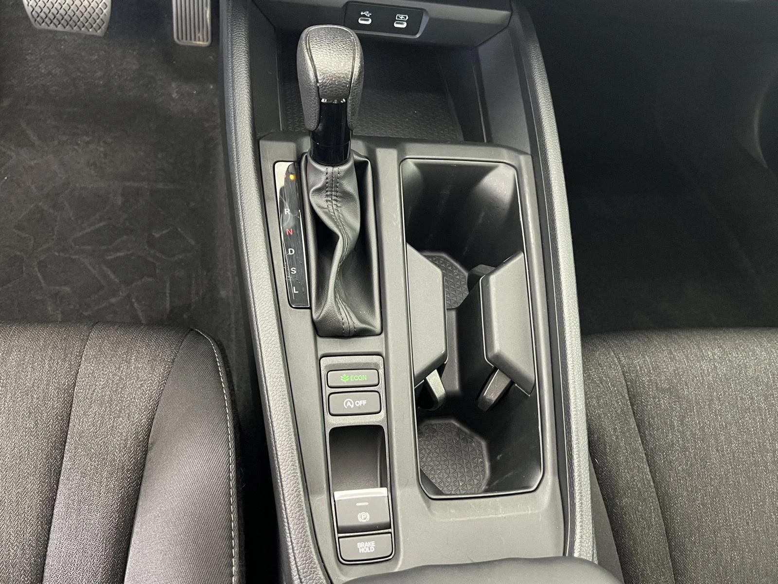 Used 2023  Honda EX image 17