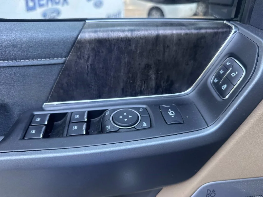 Used 2026 Black Ford Lariat image 38
