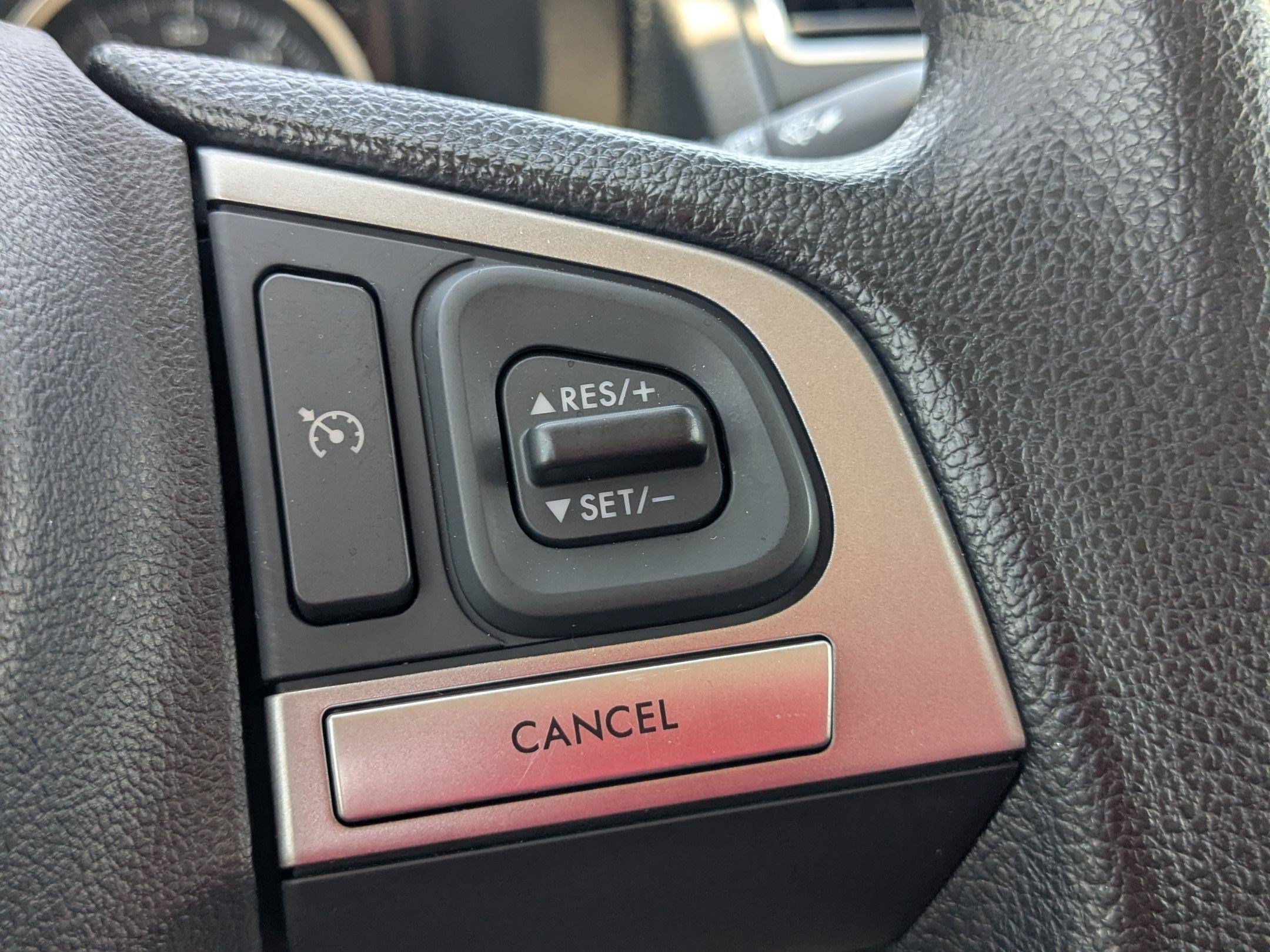 Used 2017 Ice Silver Metallic Subaru  image 18