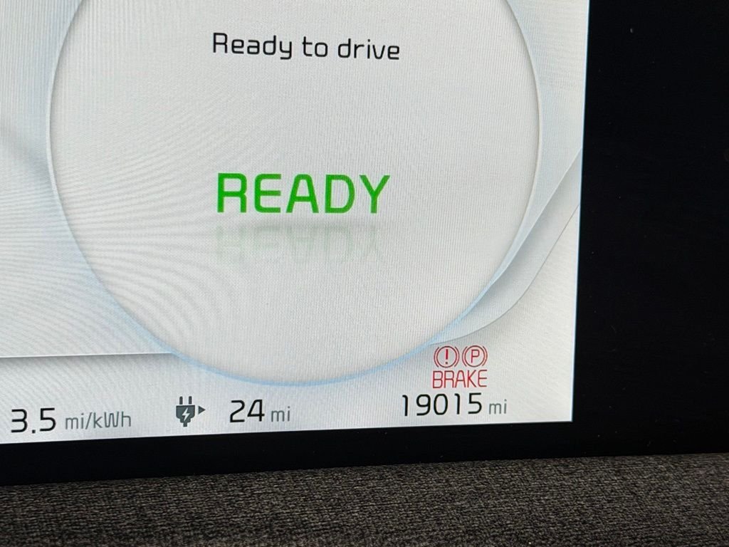Used 2024 Glacier Kia Wind image 16