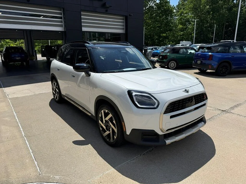Certified Used 2026 Nanuq White Metallic MINI S ALL4 image 2