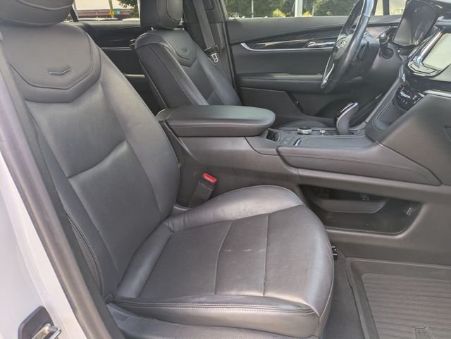 Used 2021 White Cadillac Premium Luxury image 31