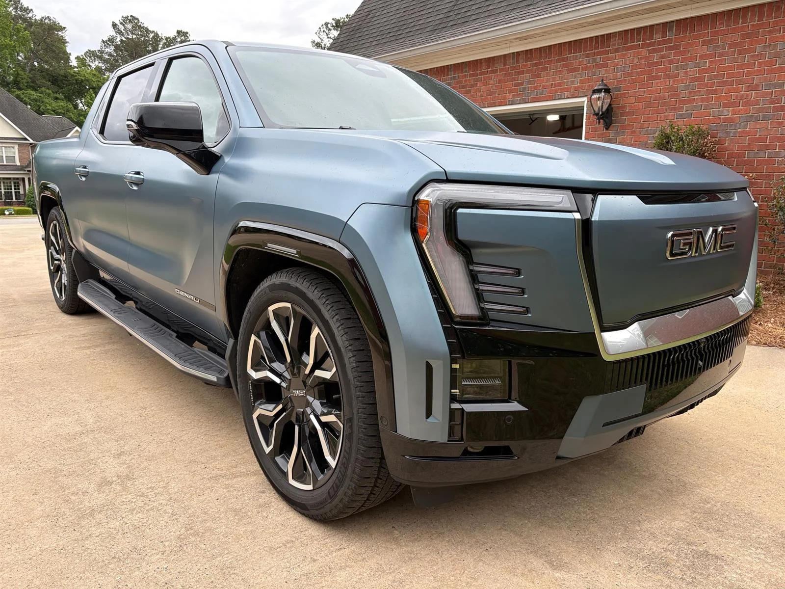 Used 2025 GMC Sierra EV Denali with VIN 1GT40LEL3SU410390 for sale in Perry, GA