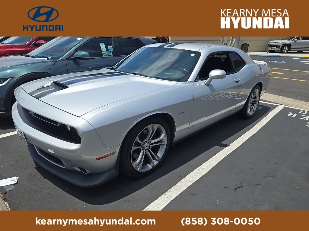 2020 Dodge Challenger R/T's photo