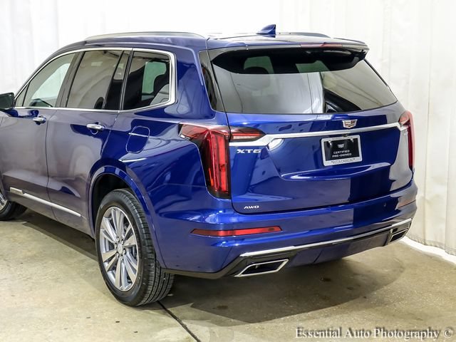 Used 2025 Opulent Blue Metallic Cadillac Premium Luxury image 4