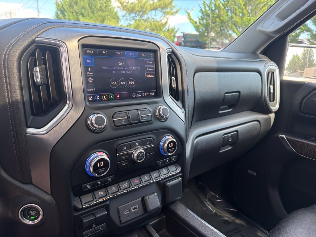 Used 2020 White GMC Denali image 19