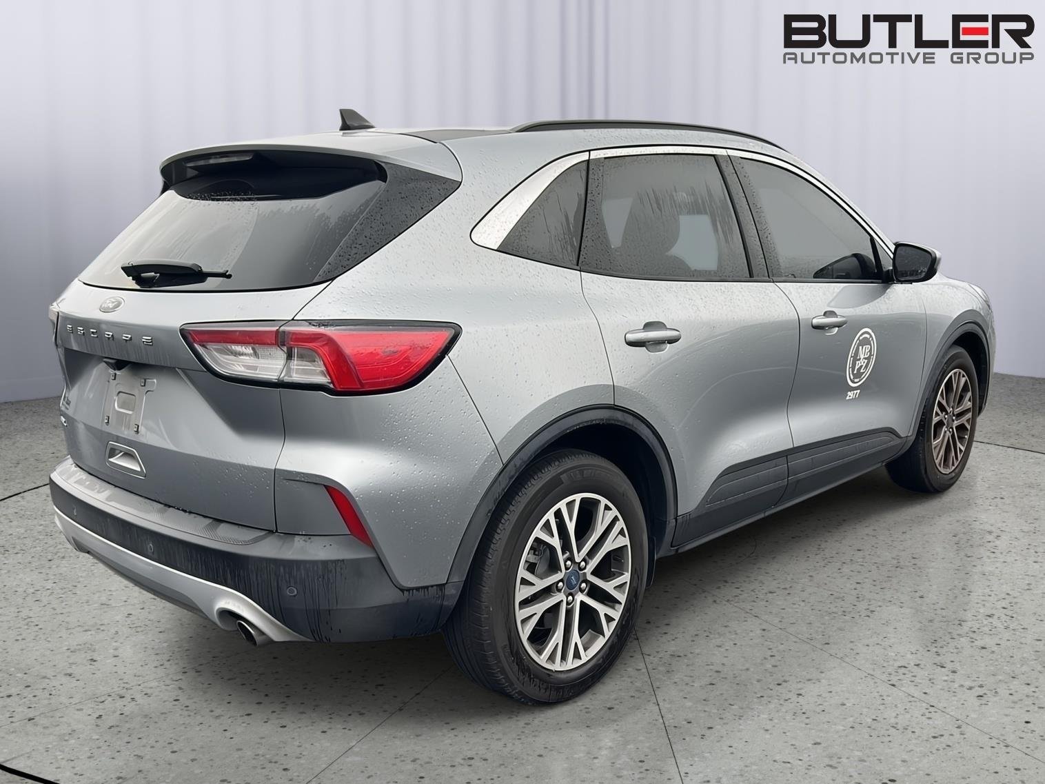 Used 2022 Iconic Silver Ford SEL image 5
