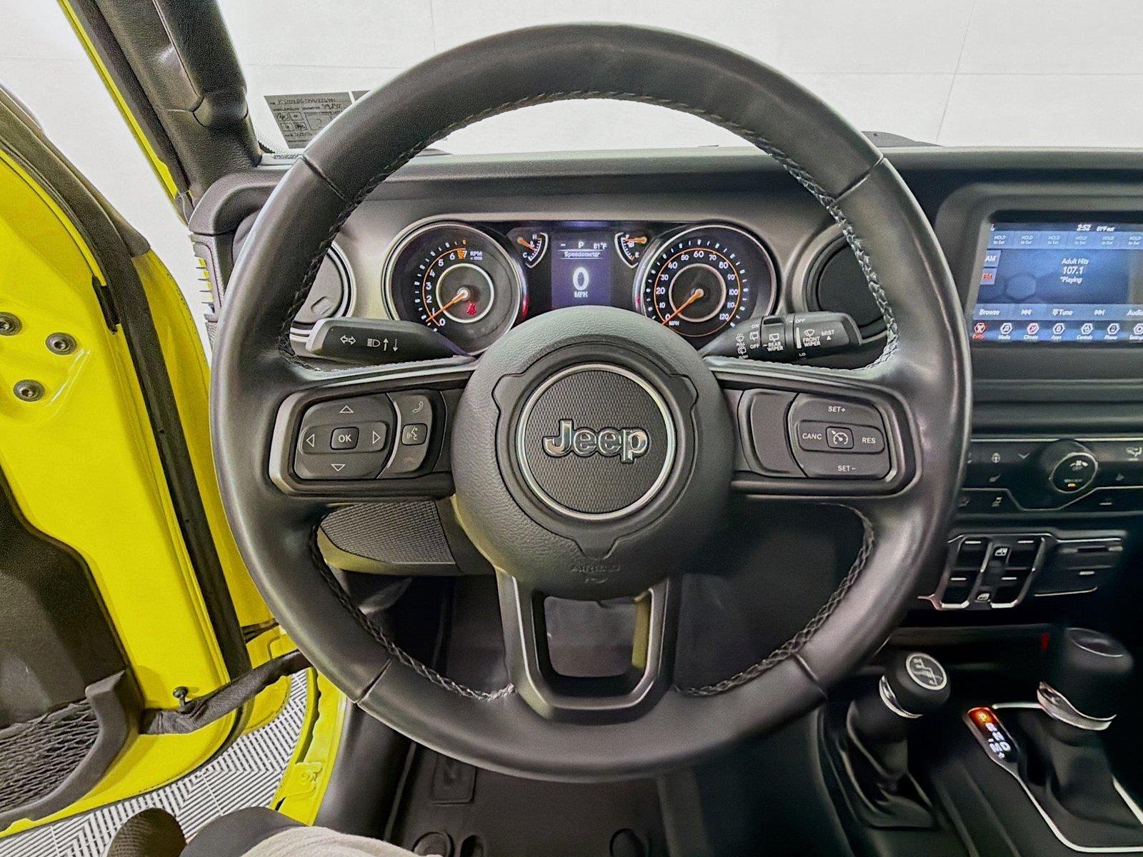 Used 2022  Jeep Unlimited High Tide image 3