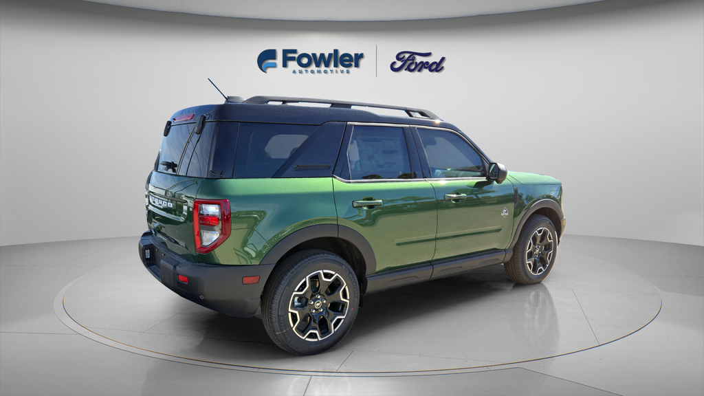 New 2025 Eruption Green Metallic Ford Outer Banks® image 7