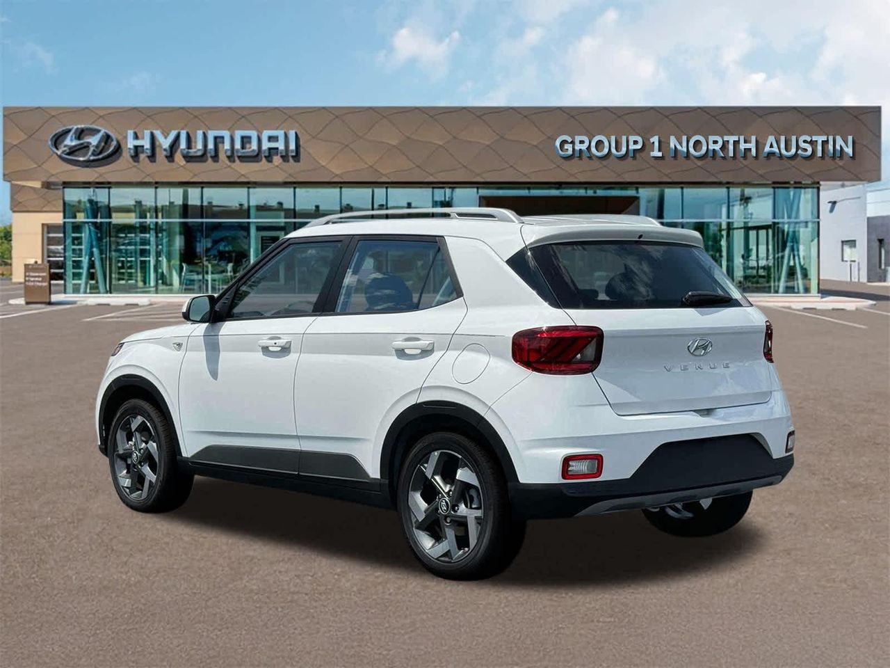 New 2025 Lunar White Hyundai SEL image 5