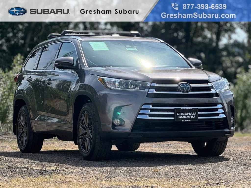 2018 Toyota Highlander Limited Hybrid 4x4's photo