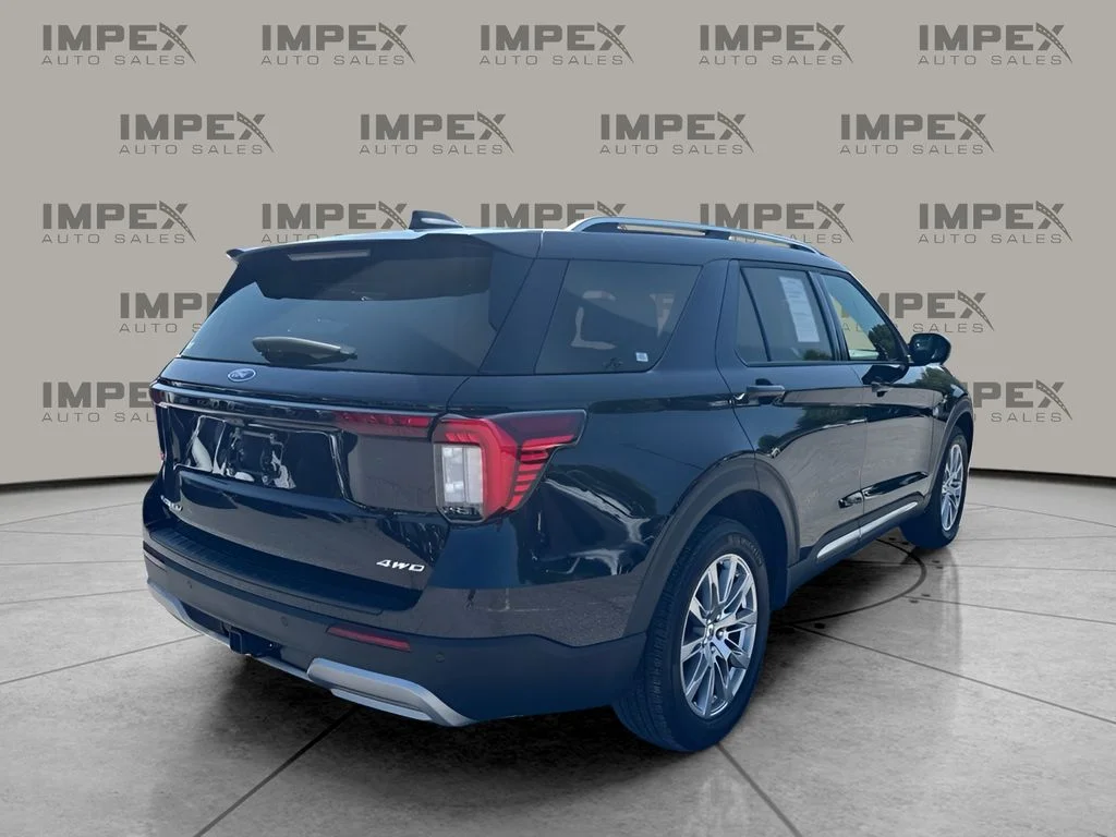 Used 2025 Black Ford Platinum image 3