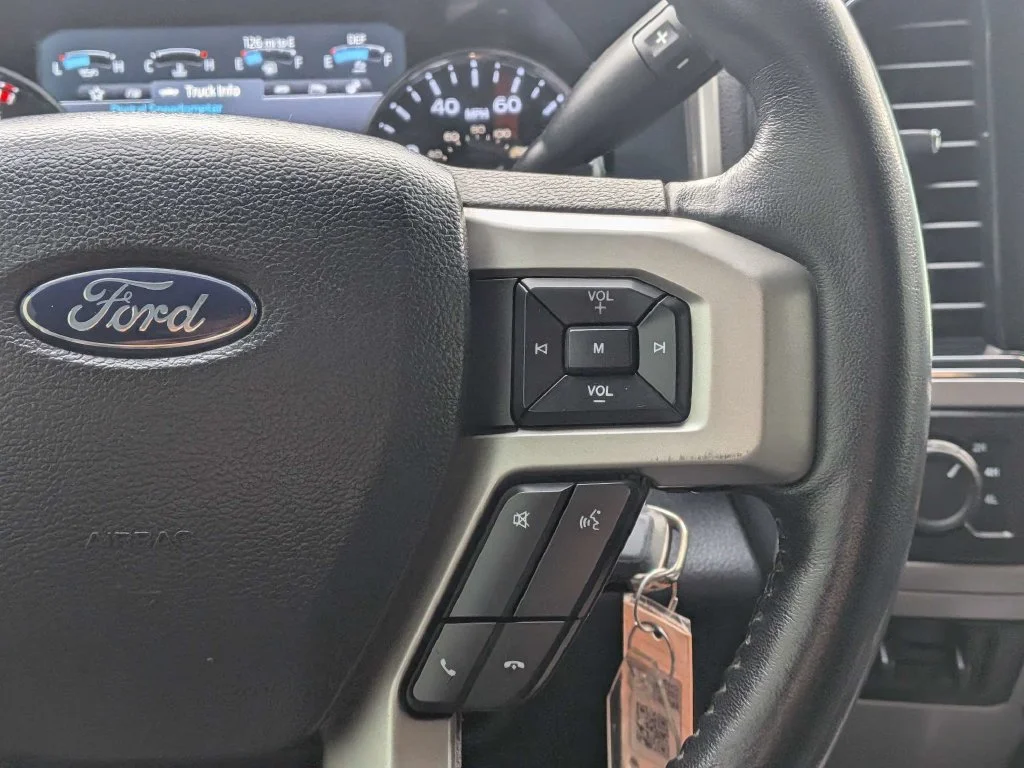 Used 2022 Oxford White Ford Lariat image 24
