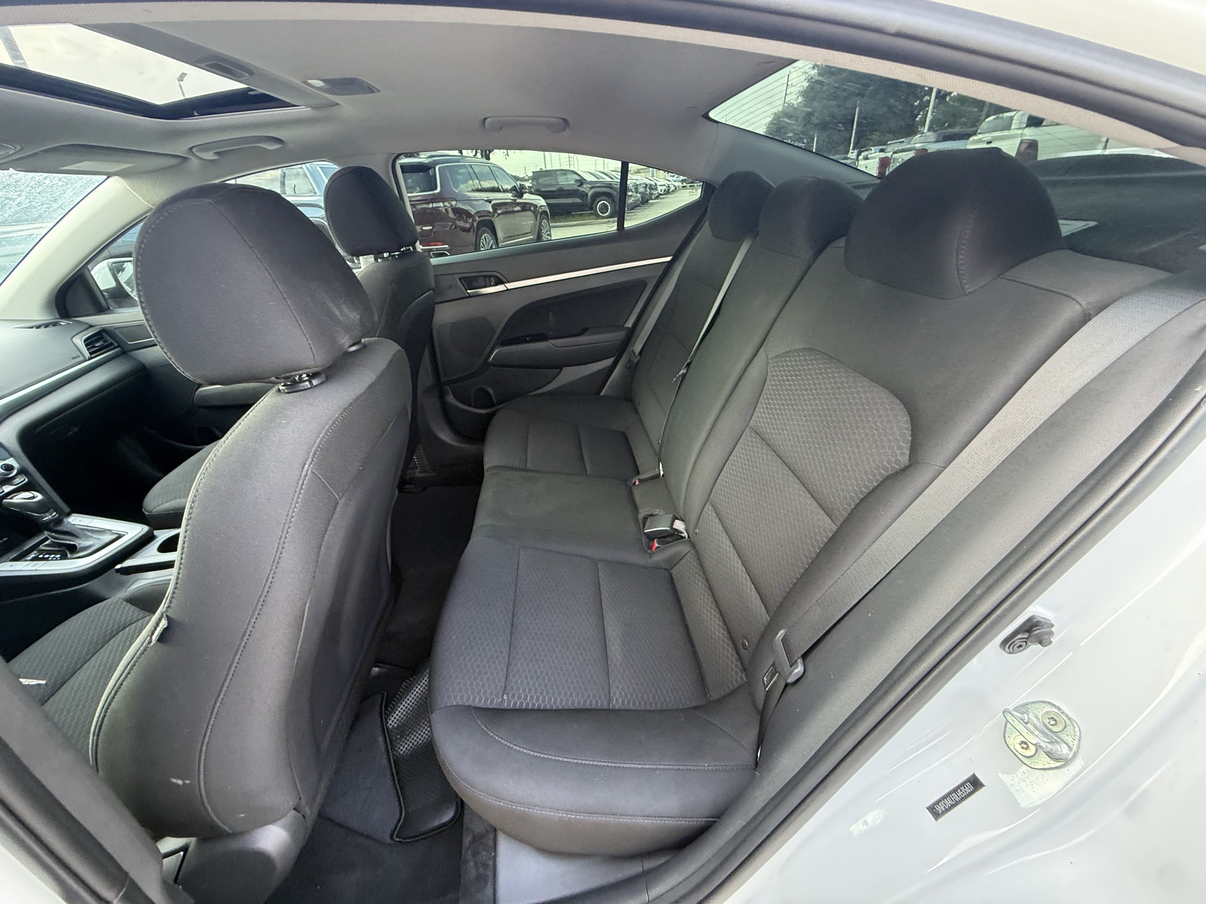 Used 2020 Quartz White Pearl Hyundai Value Edition image 30