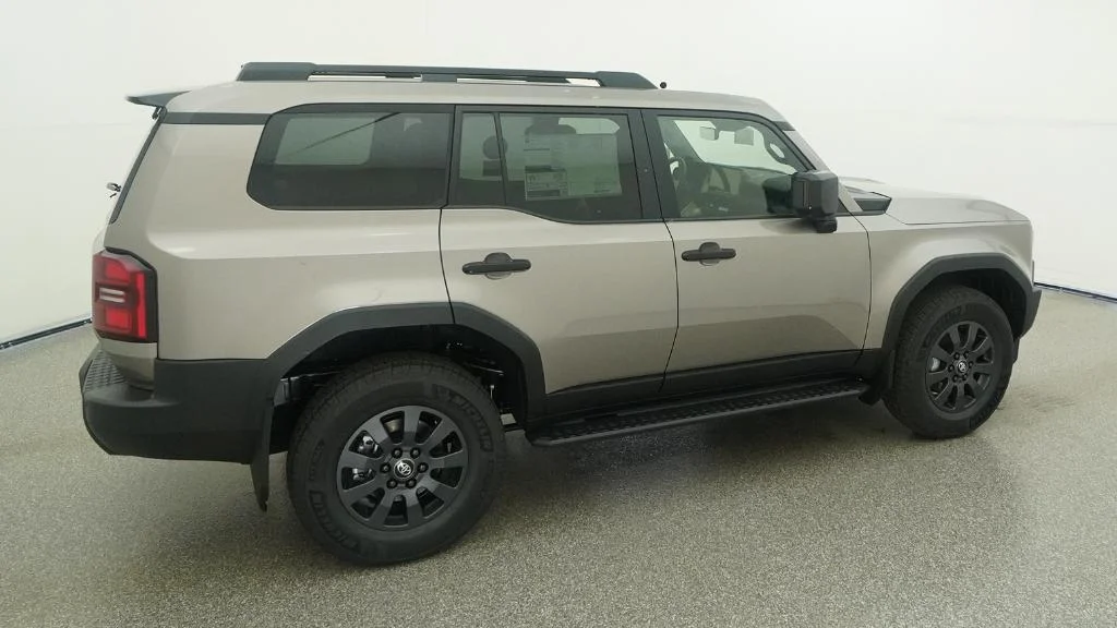New 2027 Meteor Shower Toyota Land Cruiser image 2