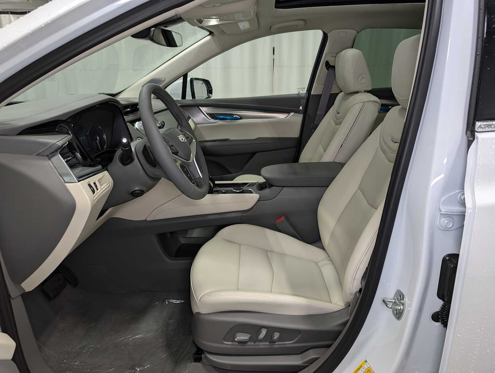 2025 Cadillac XT5 Premium Luxury photo 4