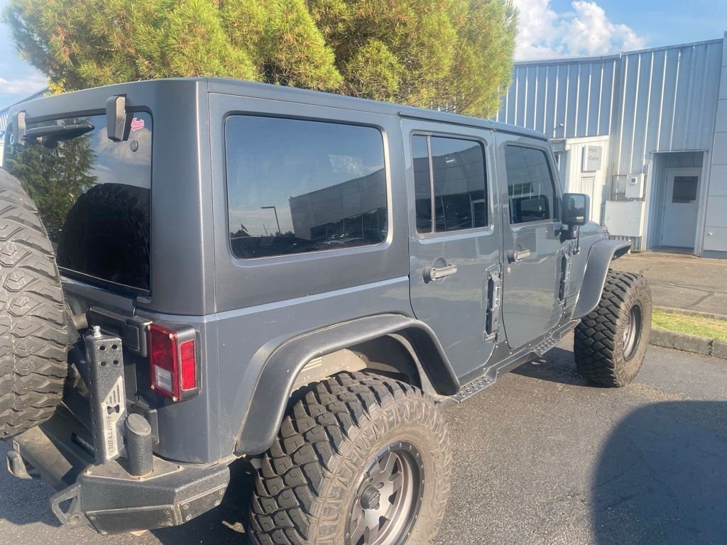 Used 2016 Black Jeep Unlimited Rubicon image 13