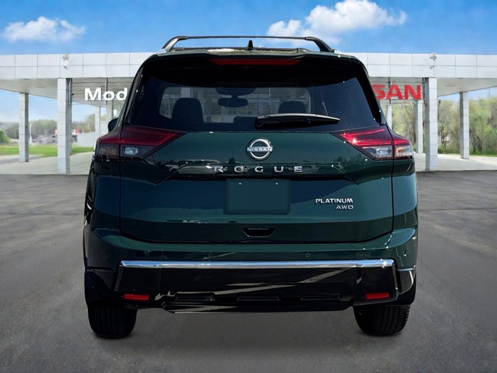 New 2026 Obsidian Green Pearl Nissan Platinum image 4