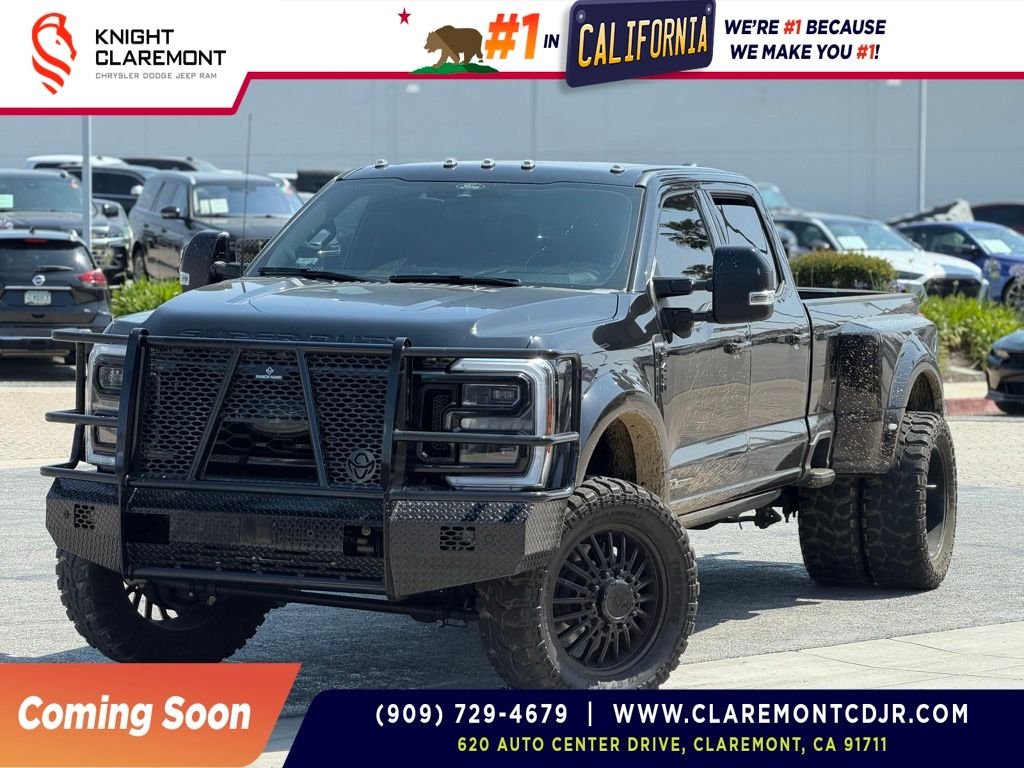 2026 Ford F-450 Platinum 4x4 Crew Cab 8' Box DRW's photo