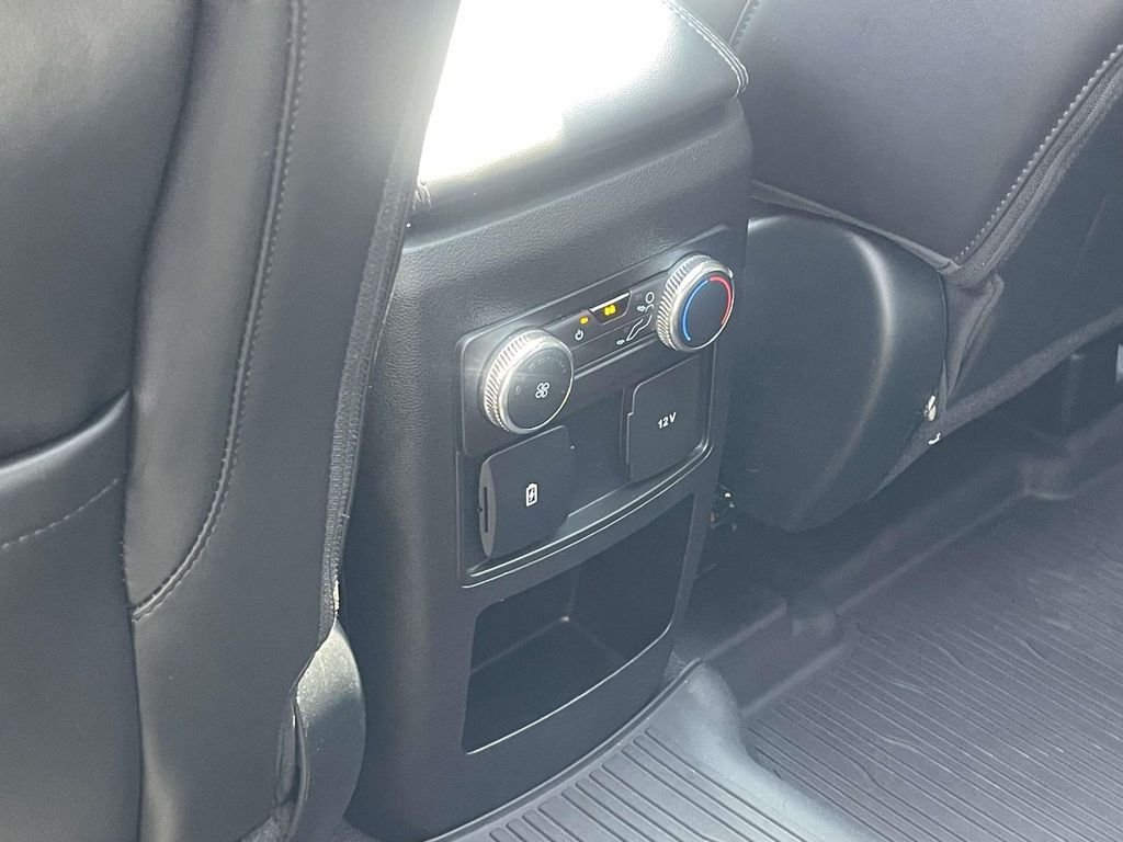 Used 2021 White Ford XLT image 12