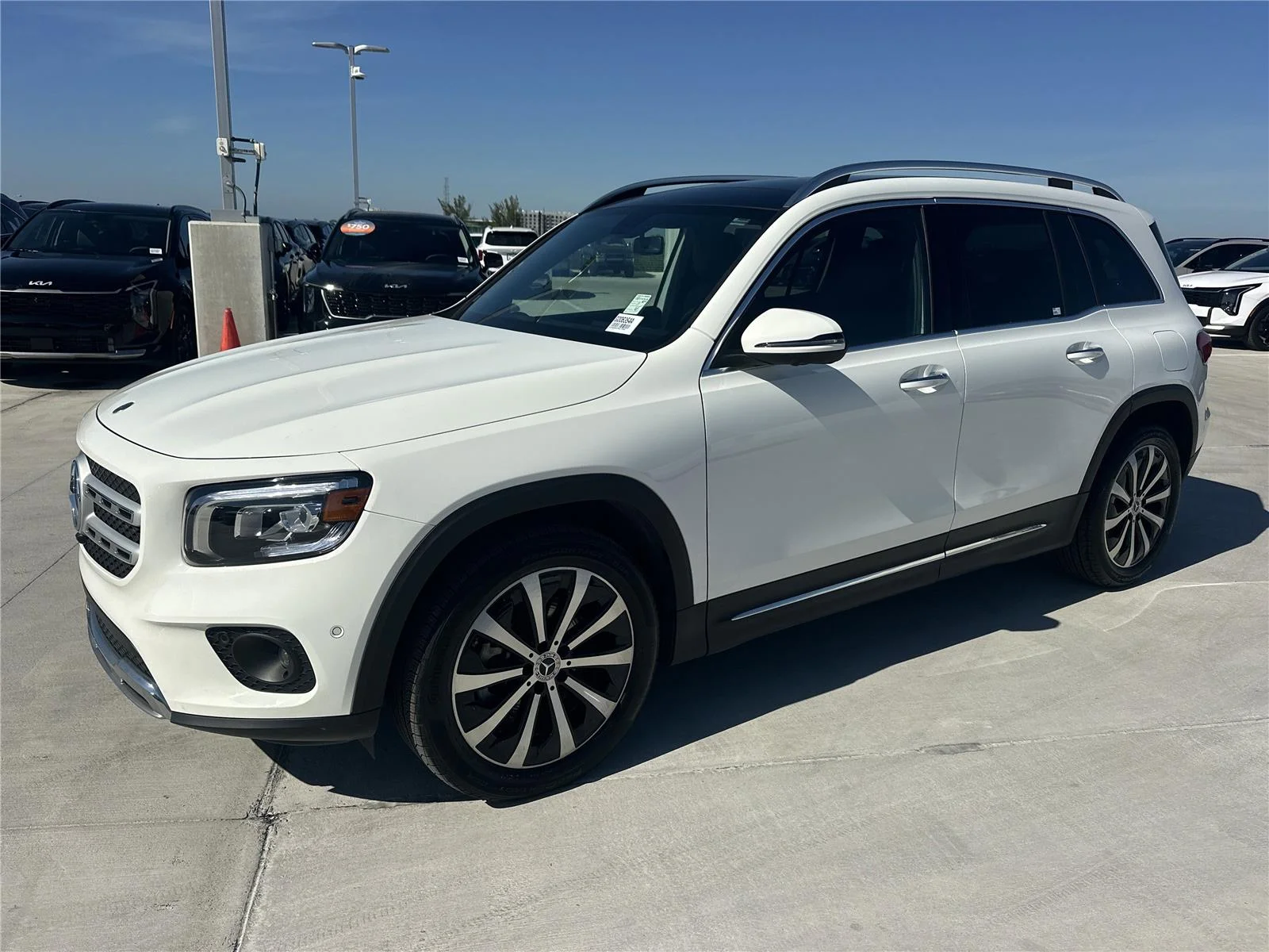 2023 Mercedes-Benz GLB
