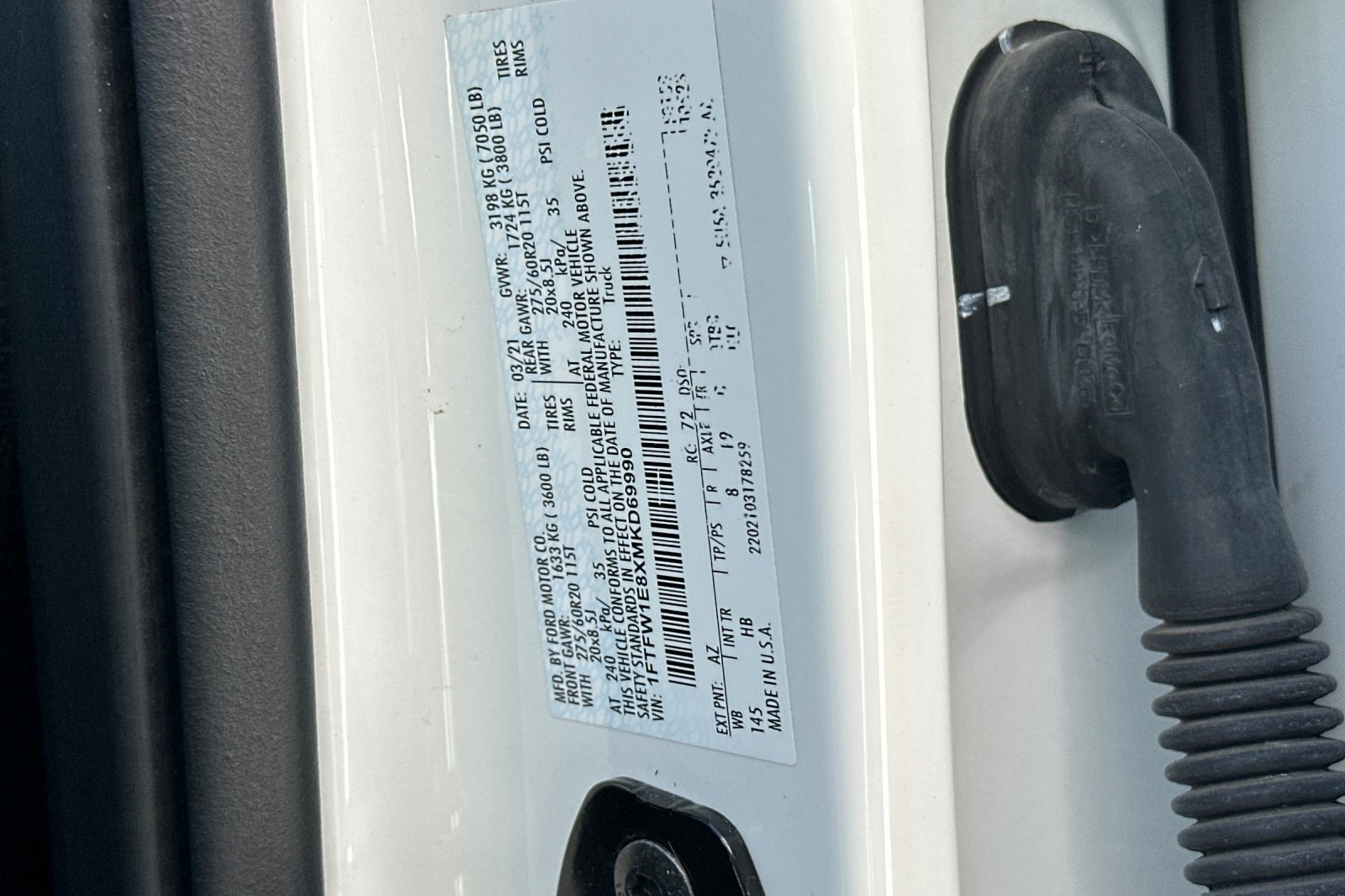 Used 2021 White Ford Lariat image 33