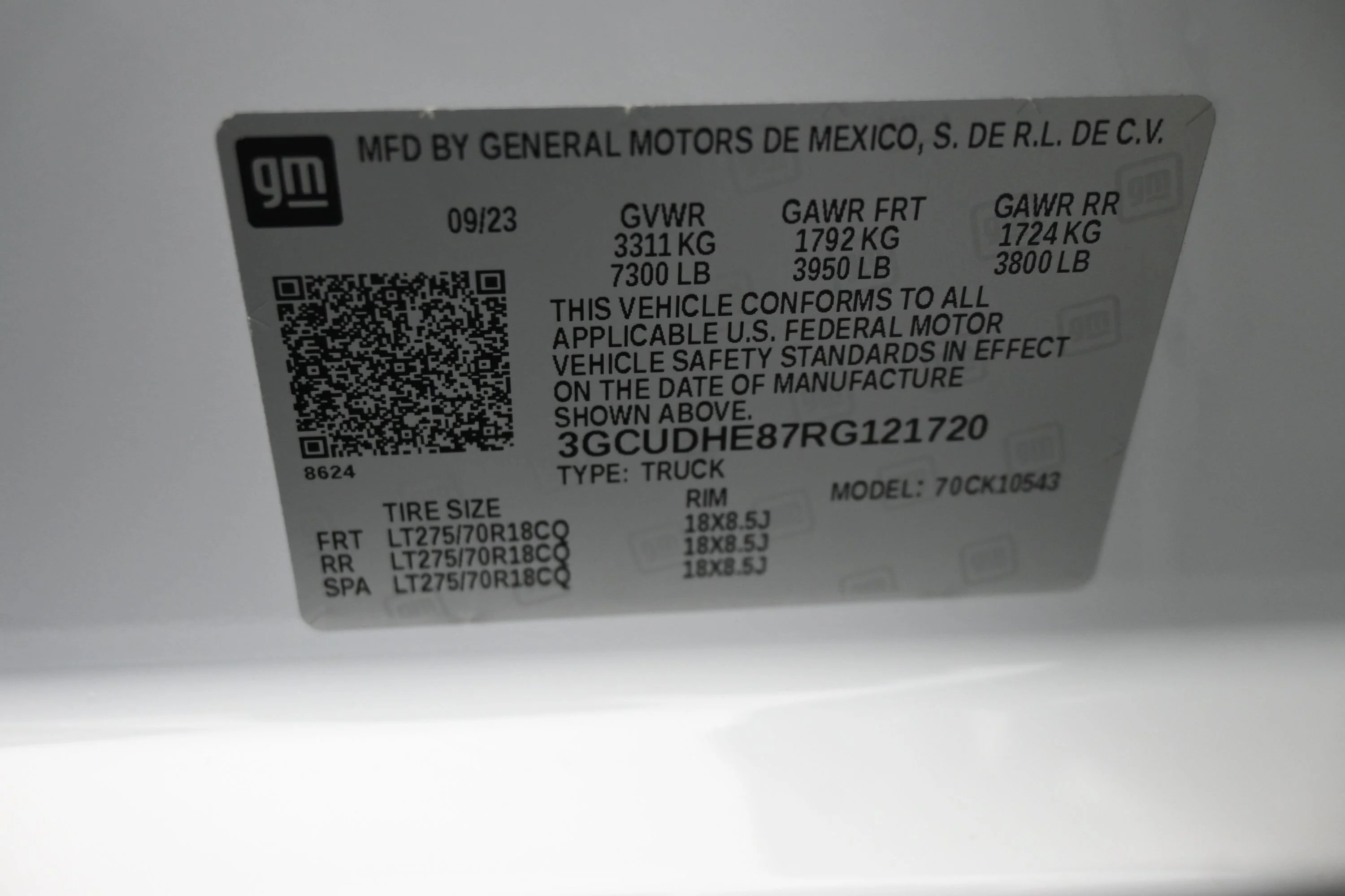 Used 2024 Summit White Chevrolet ZR2 image 30