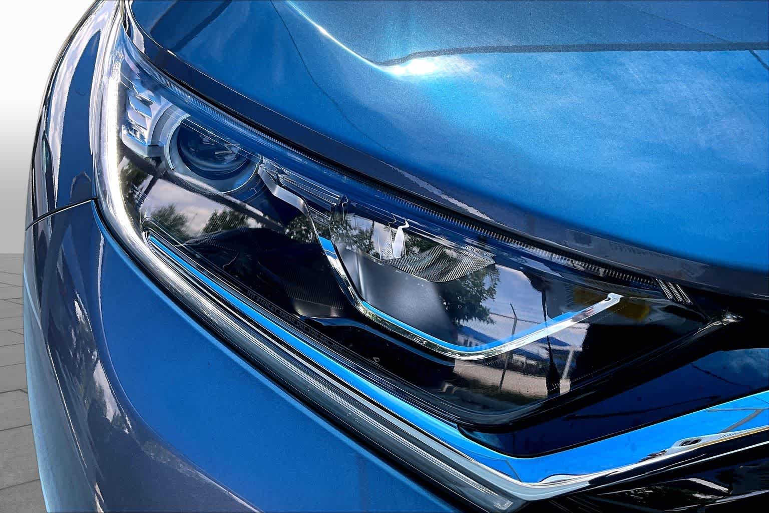 Used 2022 Modern Steel Metallic Honda EX-L image 28