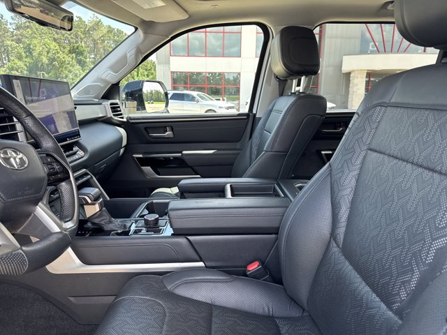 Used 2024 White Toyota  image 16