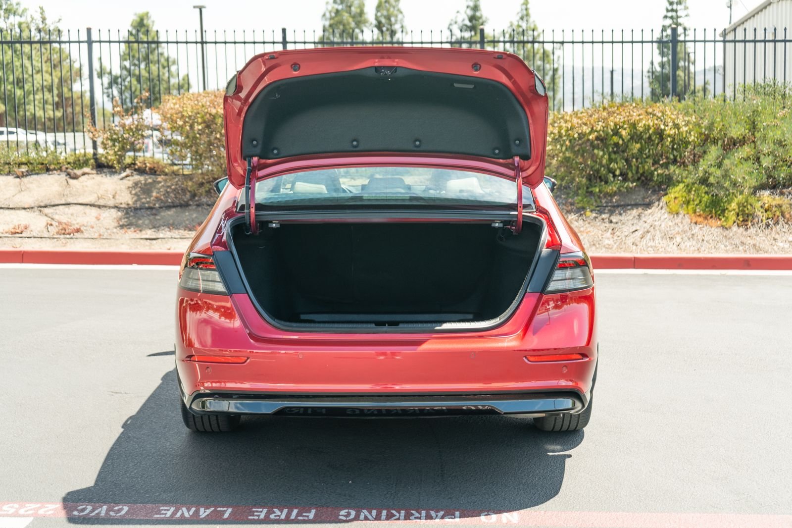 Used 2023 Radiant Red Metallic Honda EX-L image 24
