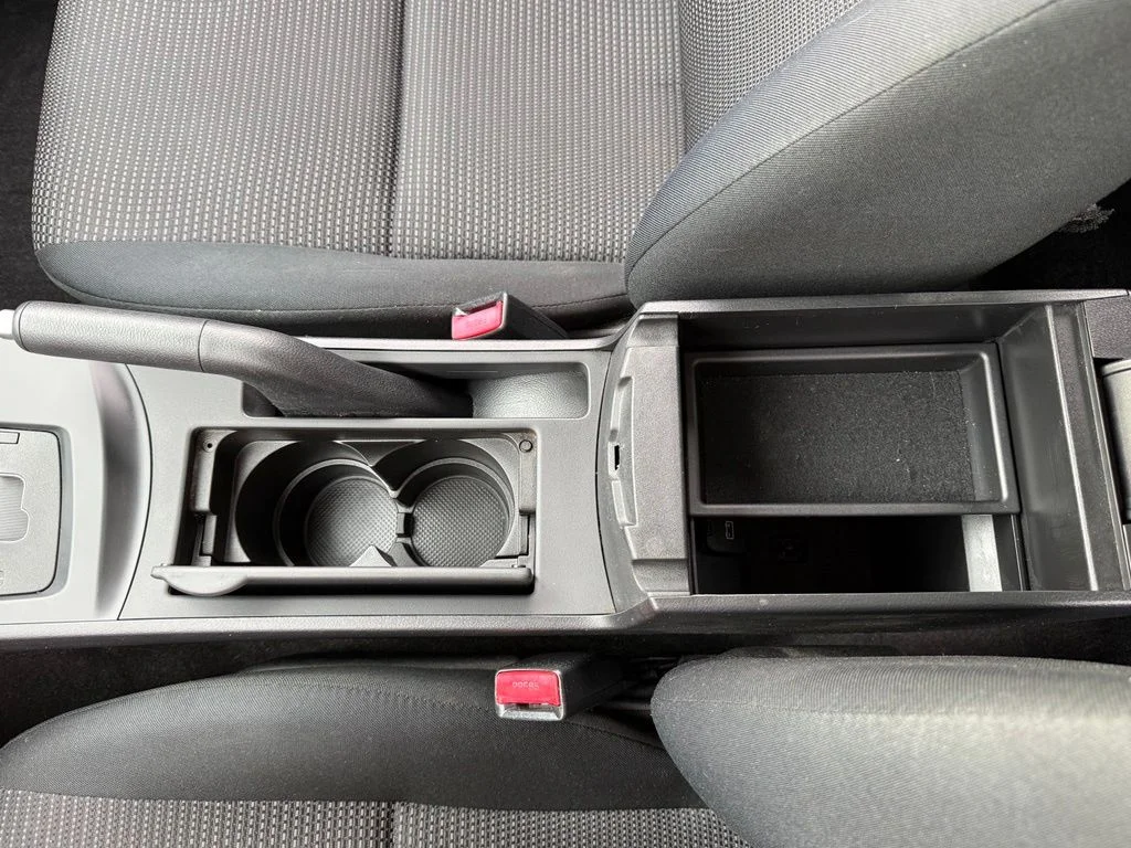Used 2013  Mazda i Touring image 23