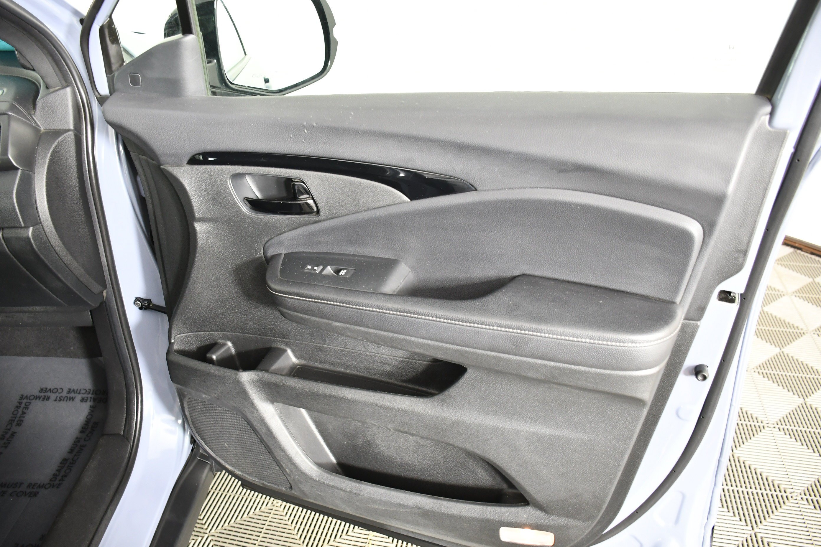 Certified Used 2022 Sonic Gray Pearl Honda Elite image 41