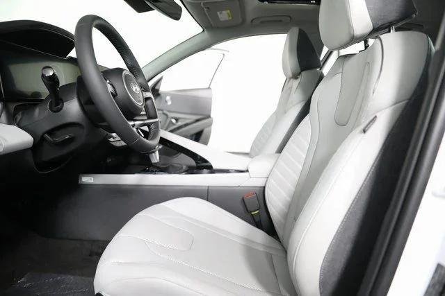 2025 Hyundai Elantra Limited - Photo 80