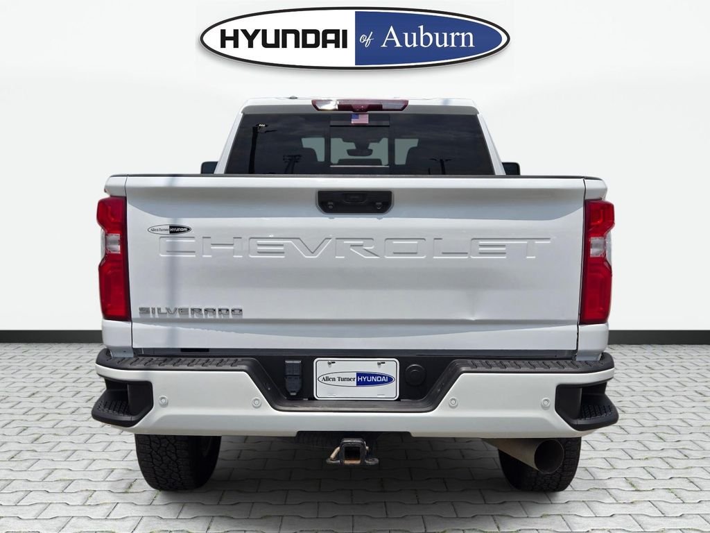 Used 2021 White Chevrolet High Country image 6