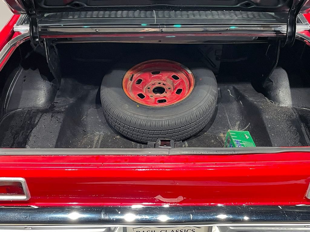 Used 1972 Red Chevrolet  image 40
