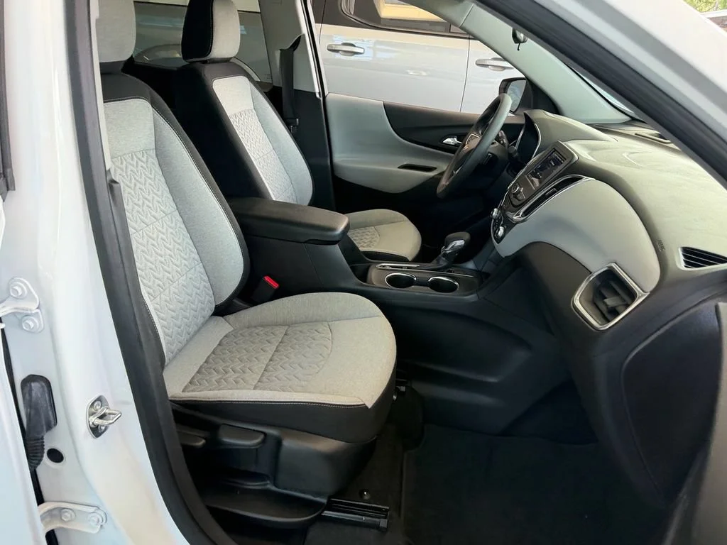 Used 2024 Summit White Chevrolet LS image 16