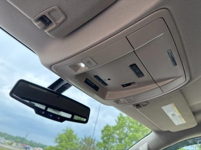 Used 2017 Gray GMC SLT image 31