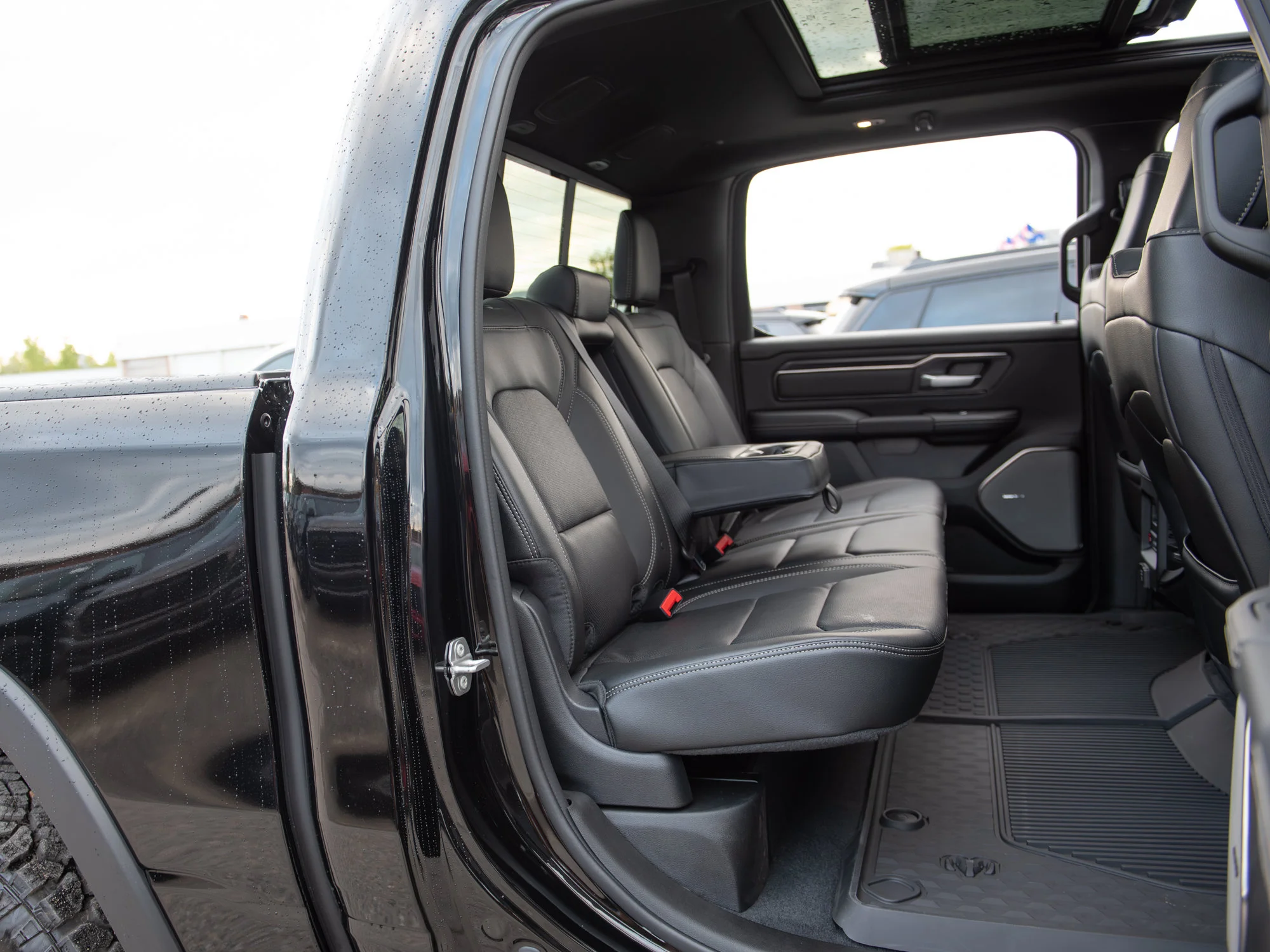 New 2026 Black RAM Rebel* Crew Cab 4x4, Level 2 Equip Group, Passenger Screen, 33 Inch A/T Tires image 27