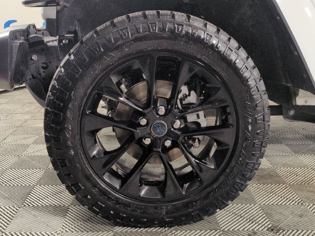 Used 2024 White Jeep Sahara 4xe image 13