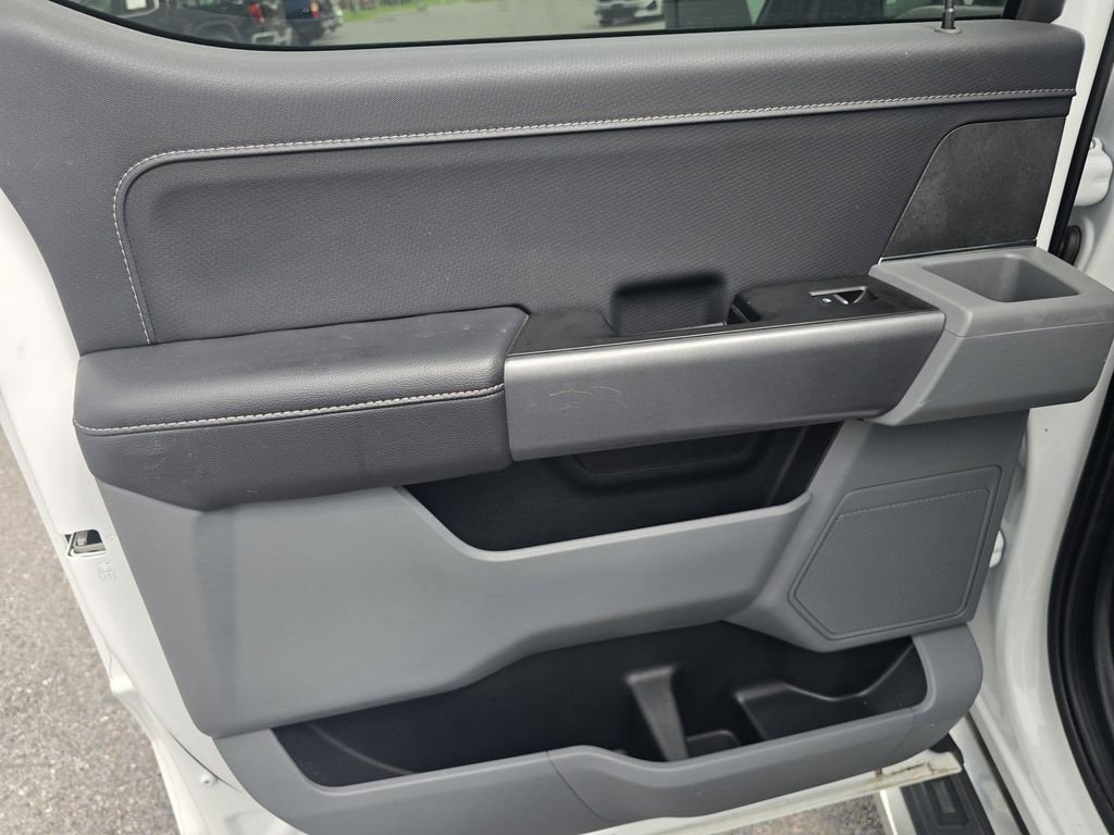 Used 2025 White Ford XLT image 13