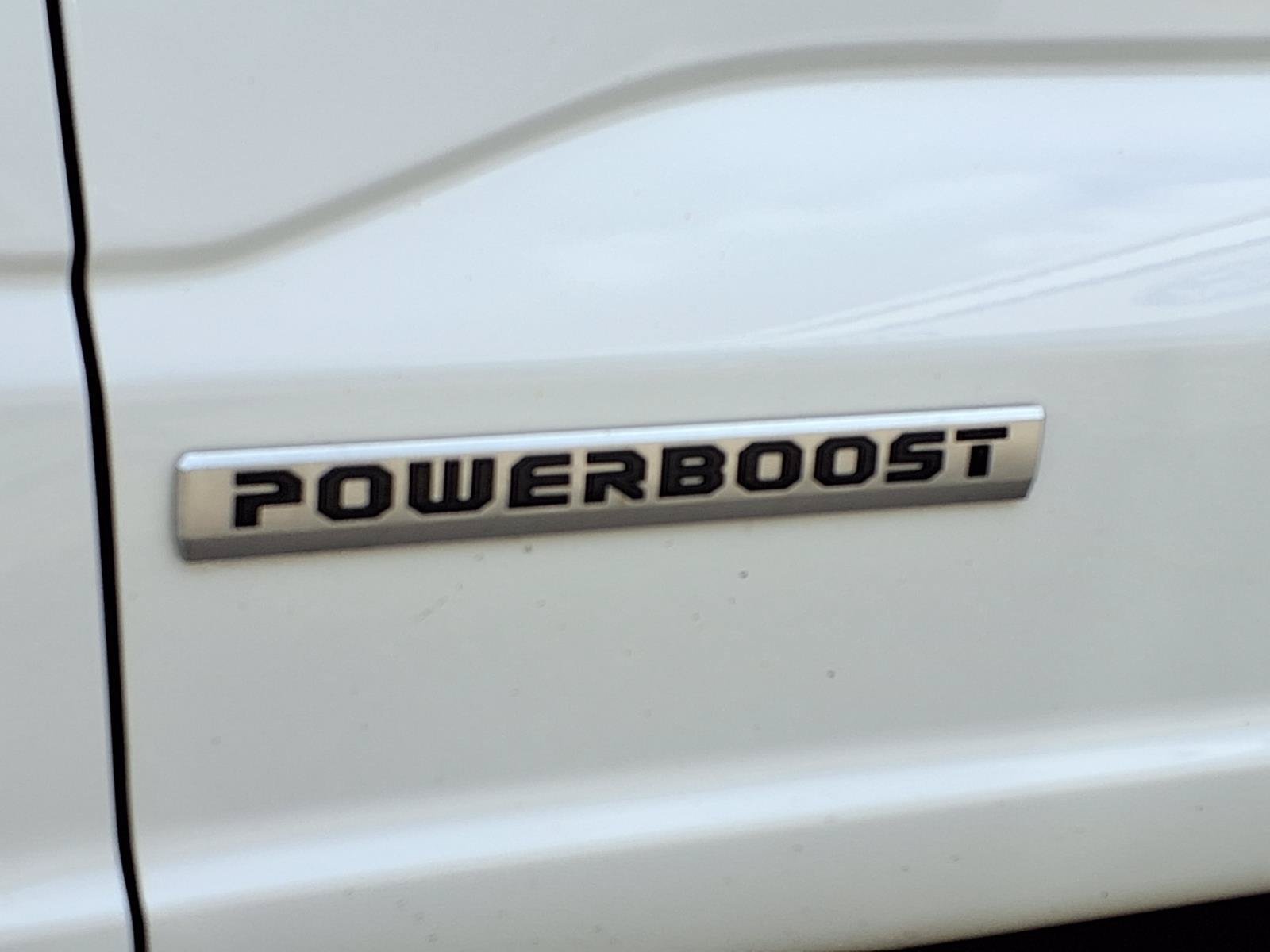 Certified Used 2025 Star White Ford Platinum image 27