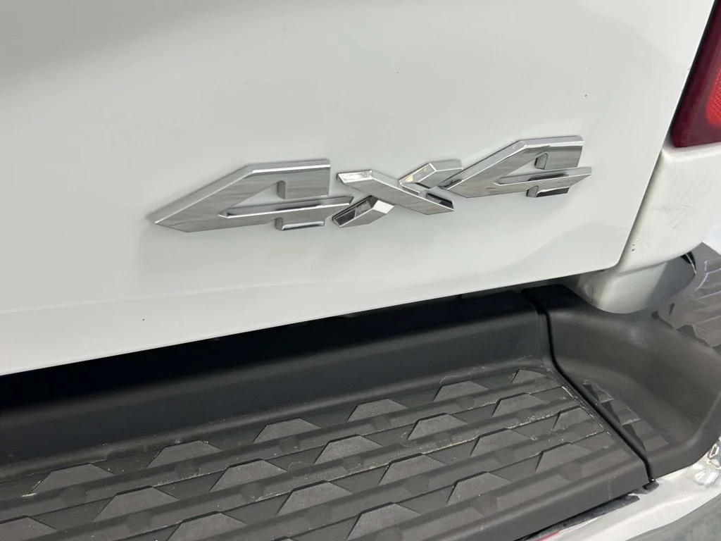 Used 2024 White Ram Big Horn image 14