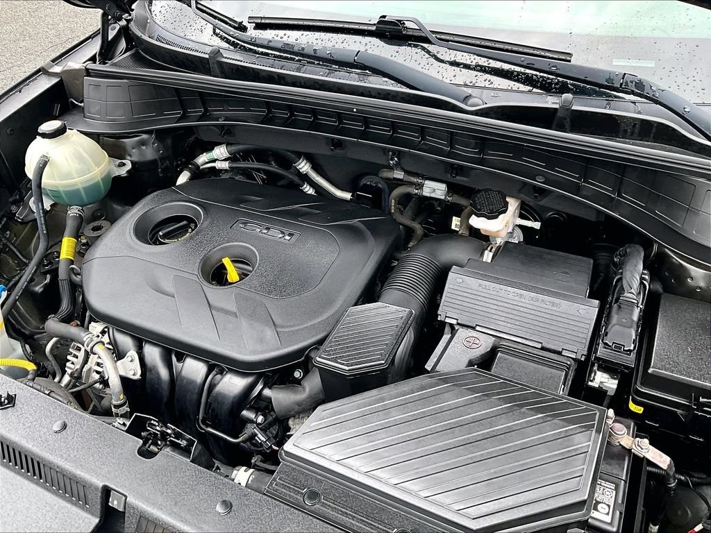 Used 2019 Black Hyundai Value image 33