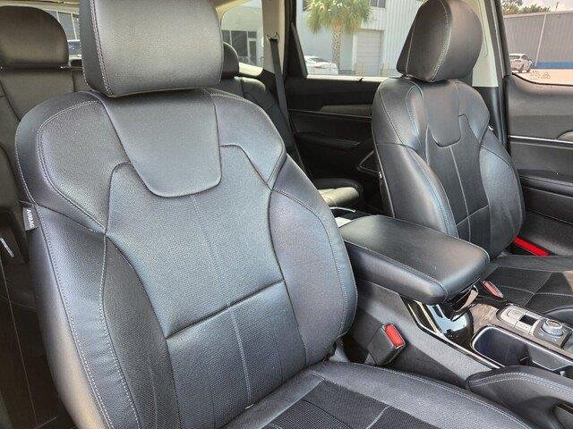 Used 2022 Gravity Grey Kia EX image 34
